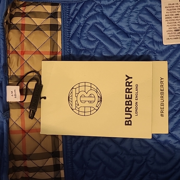 Burberry Vest - Picture 2 of 4